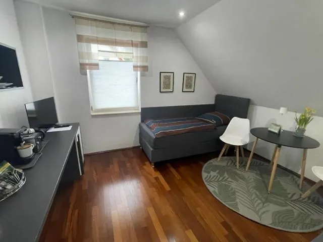 Messezimmer * Ανόβερο