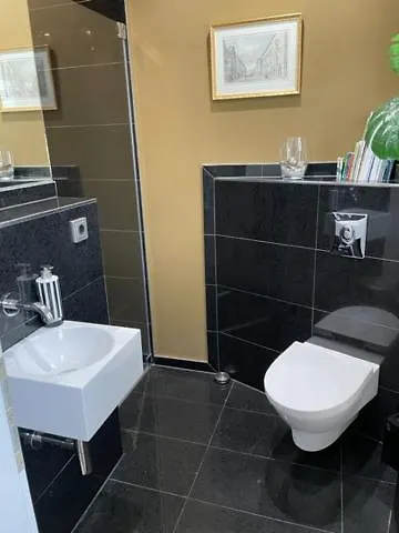 Messezimmer Διαμέρισμα